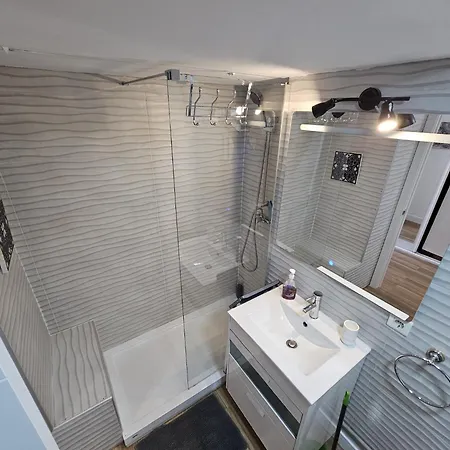 Amazing Flats In The Heart Of *