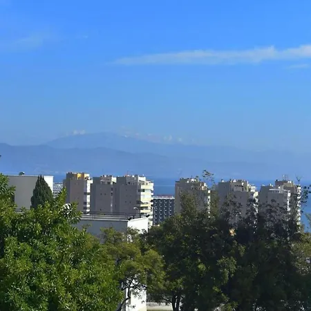 Near Bajondillo Apartman *