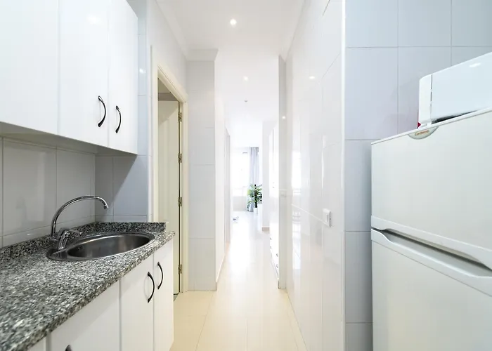 Near Bajondillo Lägenhet