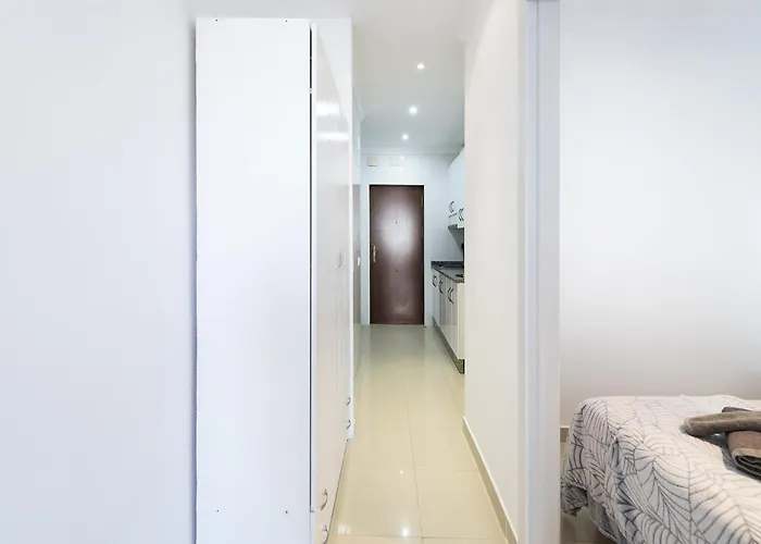 Near Bajondillo Lägenhet