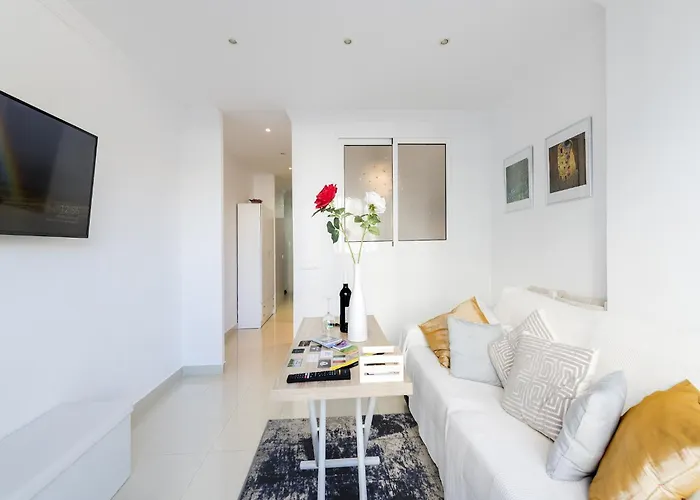 Near Bajondillo Lägenhet *