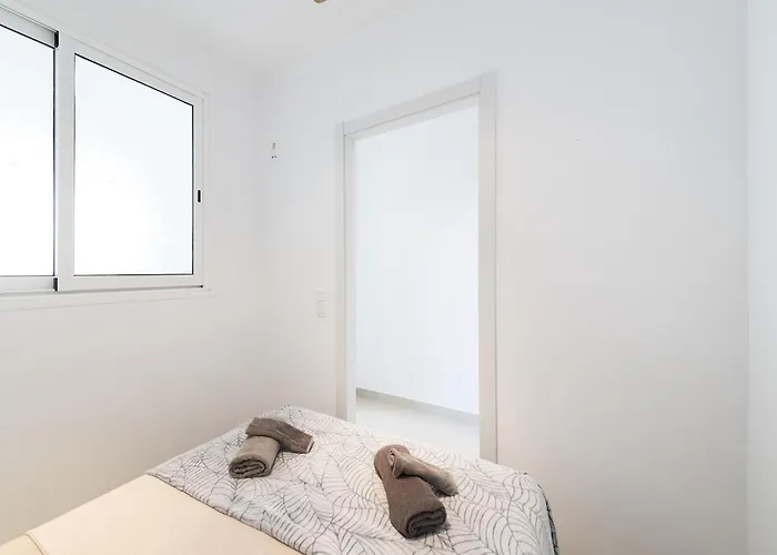 Near Bajondillo Lägenhet *