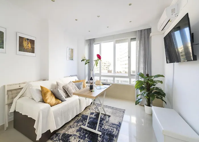 Near Bajondillo Lägenhet